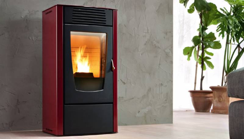 Poêle à granulés étanche de marque RED - Modèle DALIA